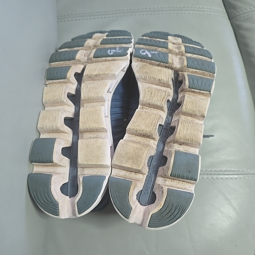 On Cloud Helion Cloudswift Cloudtec‎ Running Shoe… - image 5